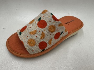 ZAPATILLA CASA C400.195