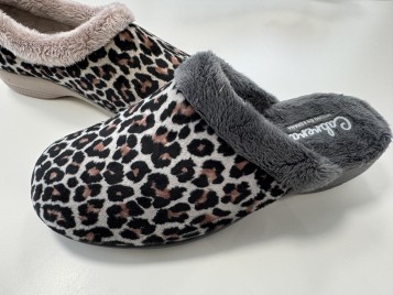 ZAPATILLA CASA 5686